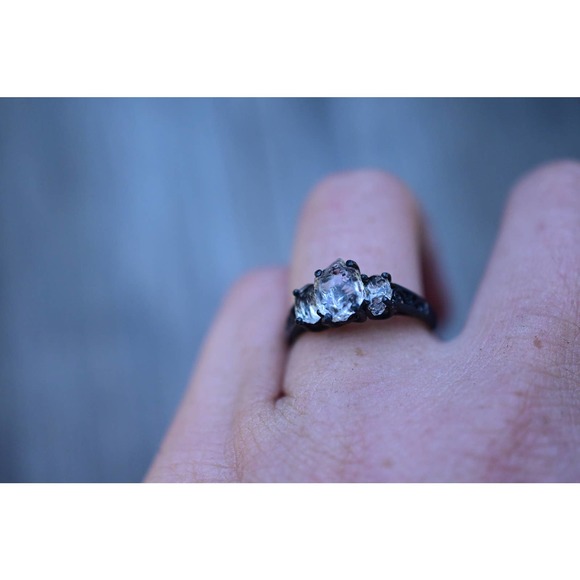 Raw Crystal Ring, Raw Stone Ring, Rings for Women, Stacking Ring, Raw Ge… - Picture 8 of 9